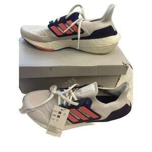 New Adidas Size 10.5 Women’s Ultraboost 22 Crystal White Turbo Running Shoes